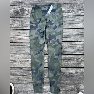 White House‎ Black Market | Womens Green Camo The Runway Legging | Size: 4